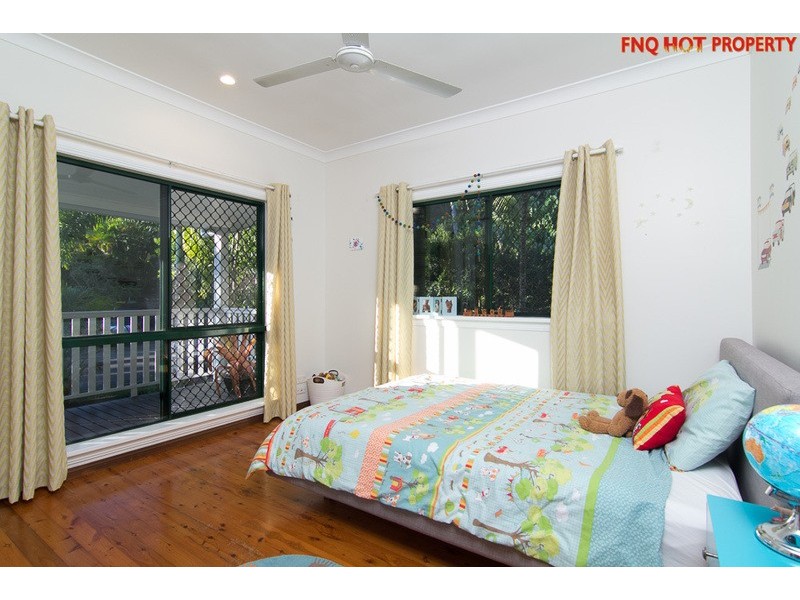 12 Crowsnest Terrace, Trinity Beach QLD 4879