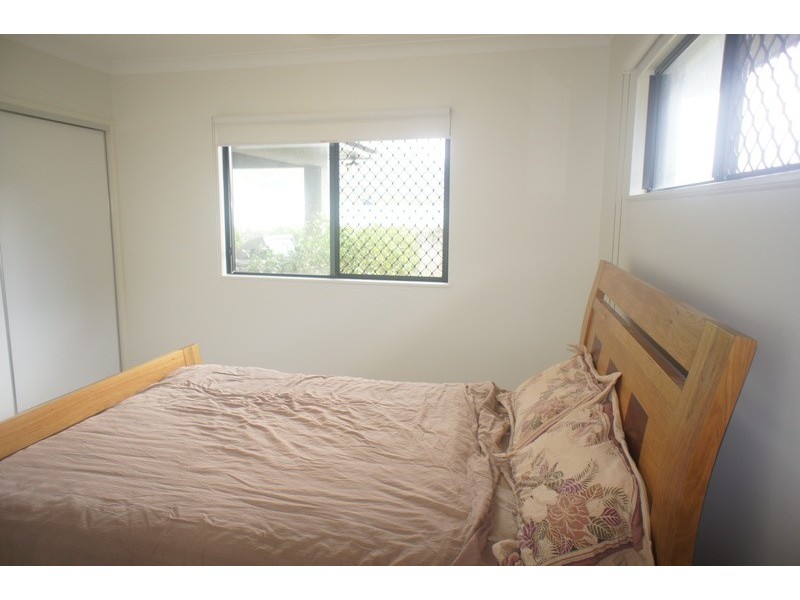 19 Willoughby Close, Redlynch QLD 4870