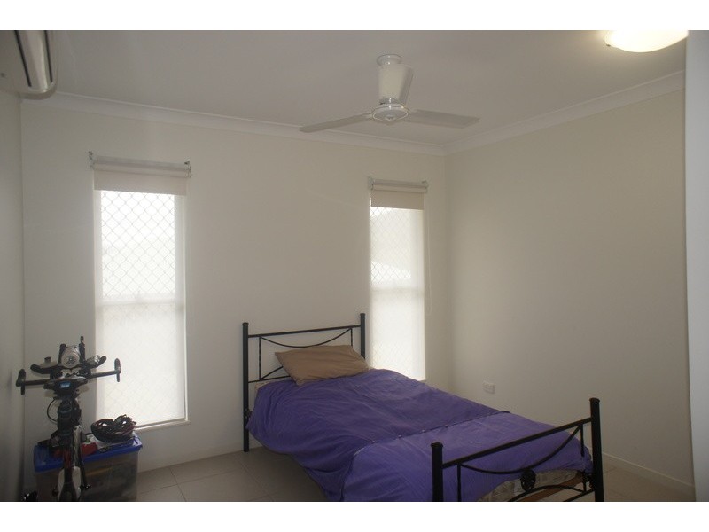 19 Willoughby Close, Redlynch QLD 4870