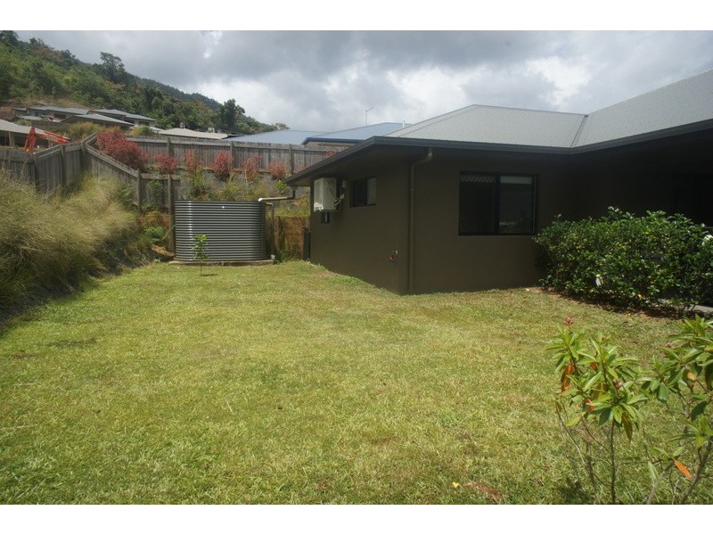 19 Willoughby Close, Redlynch QLD 4870