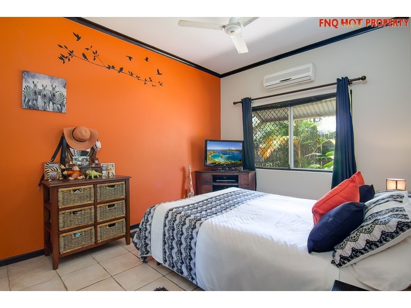 3  Helen Close, Smithfield QLD 4878