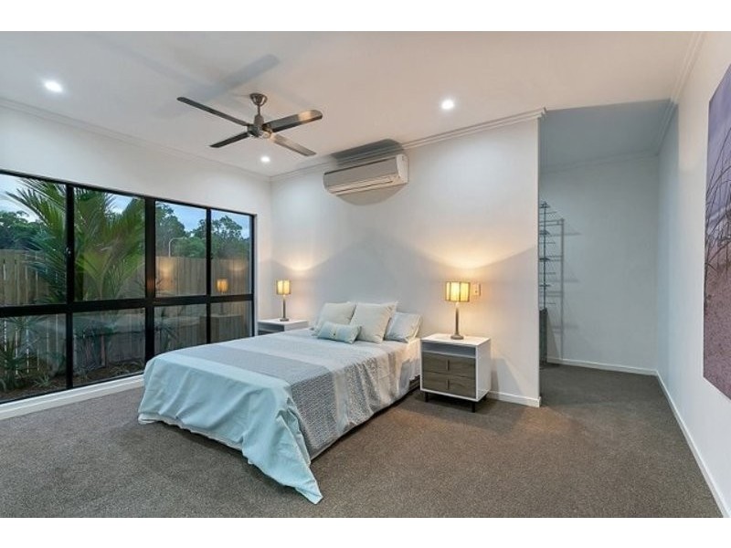 15 Litara Court, Palm Cove QLD 4879