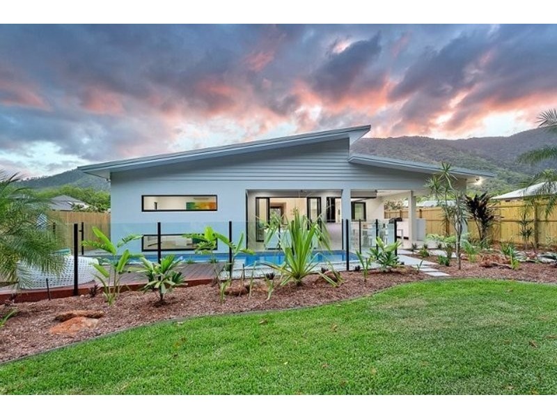 15 Litara Court, Palm Cove QLD 4879