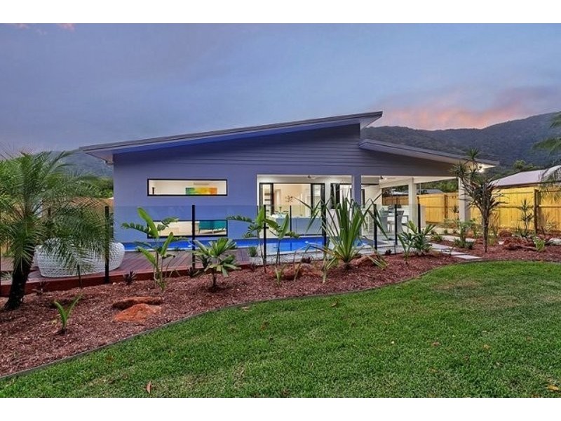 15 Litara Court, Palm Cove QLD 4879