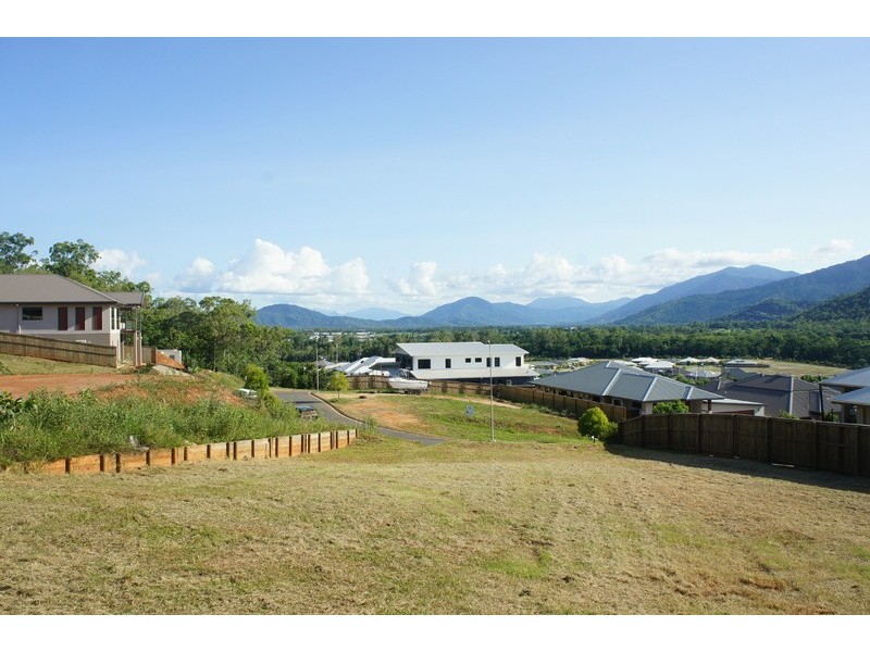 37 Catamaran Circuit, Trinity Beach QLD 4879