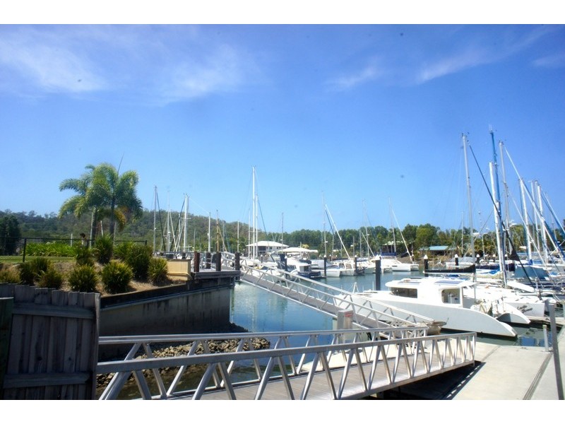 30 MARINA QY, Trinity Park QLD 4879