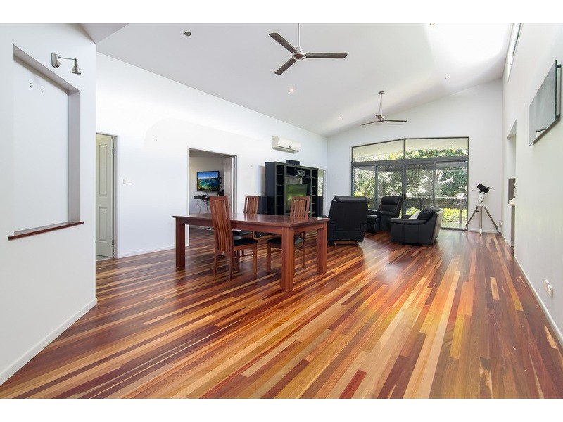 4  PORT CLOSE, Trinity Beach QLD 4879