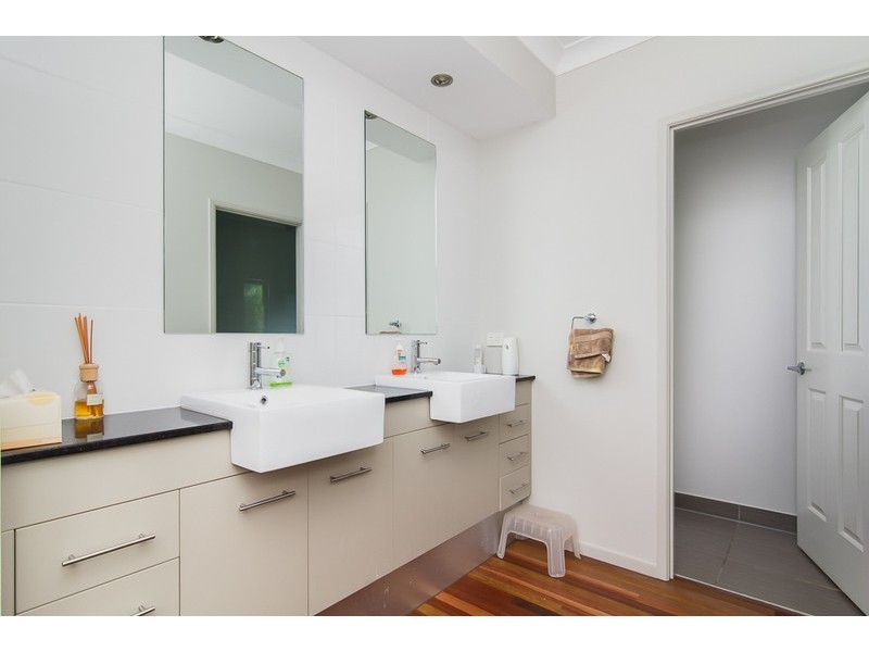 4  PORT CLOSE, Trinity Beach QLD 4879