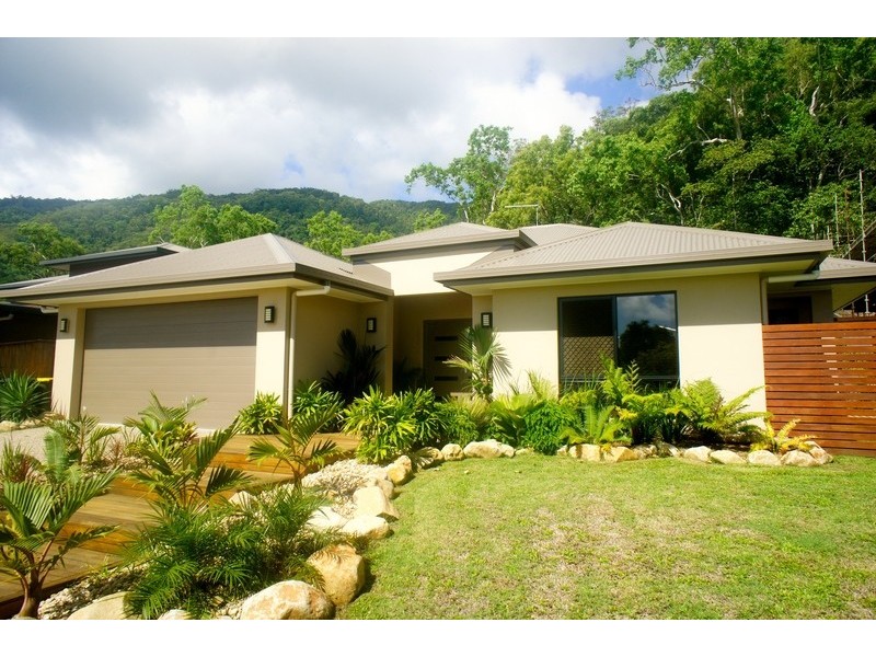 7 Retreat Close, Palm Cove QLD 4879