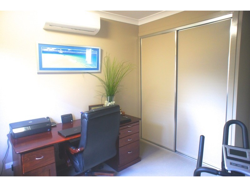 7 Retreat Close, Palm Cove QLD 4879