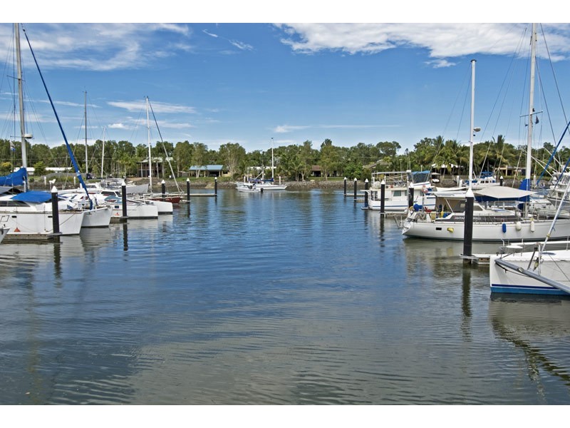 8 MARINA QY, Trinity Park QLD 4879