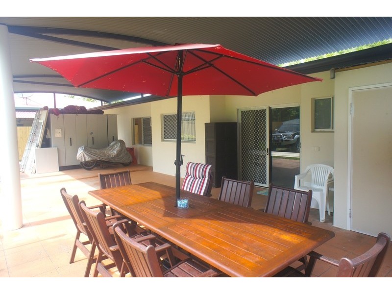 80 Wistaria Street, Holloways Beach QLD 4878