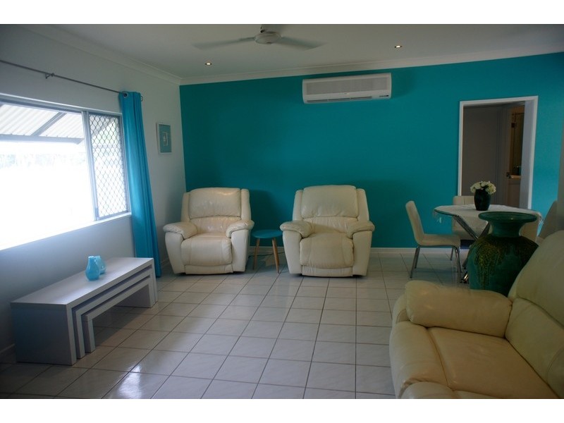 80 Wistaria Street, Holloways Beach QLD 4878