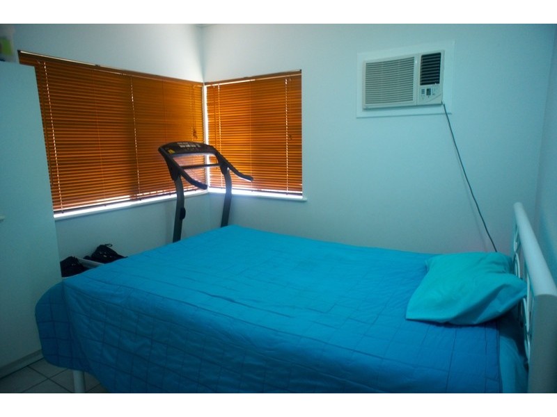 80 Wistaria Street, Holloways Beach QLD 4878