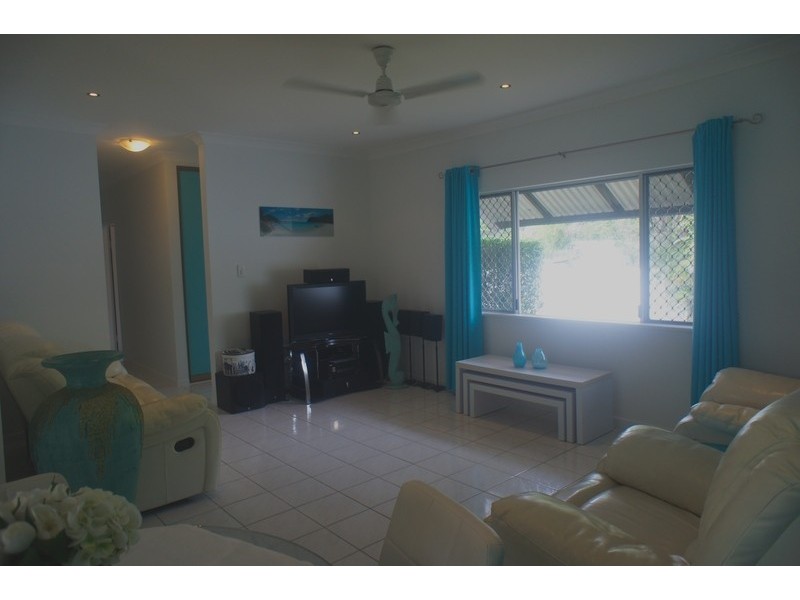 80 Wistaria Street, Holloways Beach QLD 4878