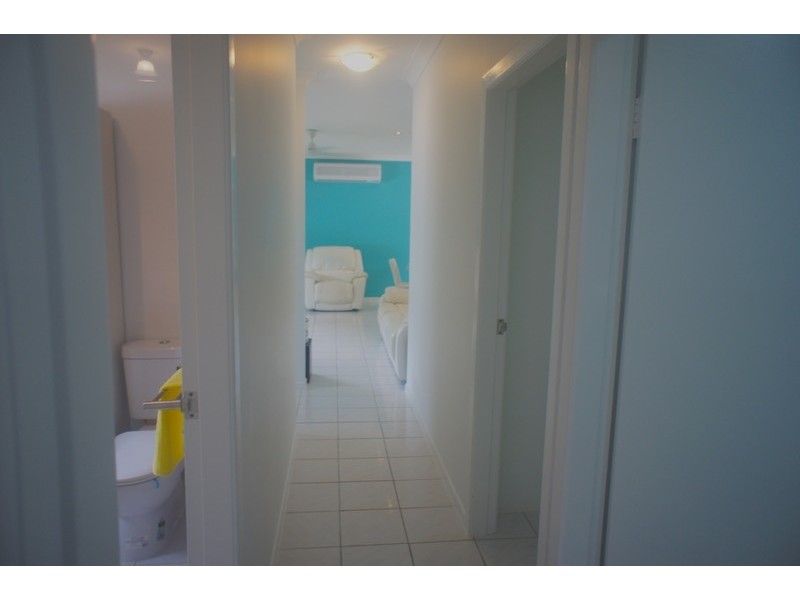 80 Wistaria Street, Holloways Beach QLD 4878