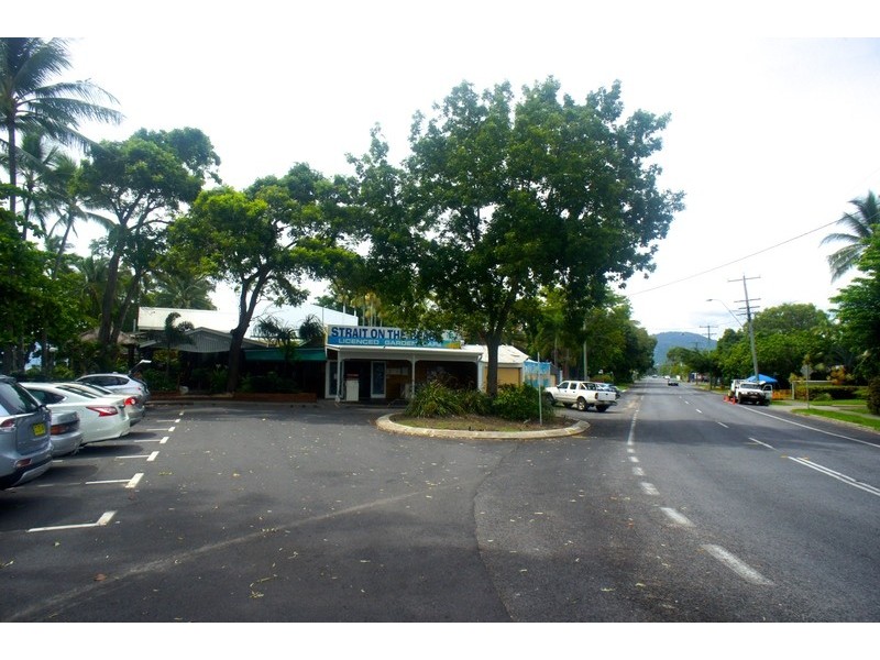 80 Wistaria Street, Holloways Beach QLD 4878
