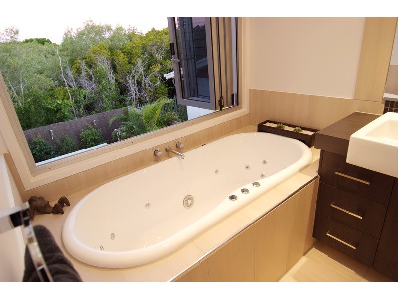 126 HARBOUR DRIVE, Trinity Park QLD 4879