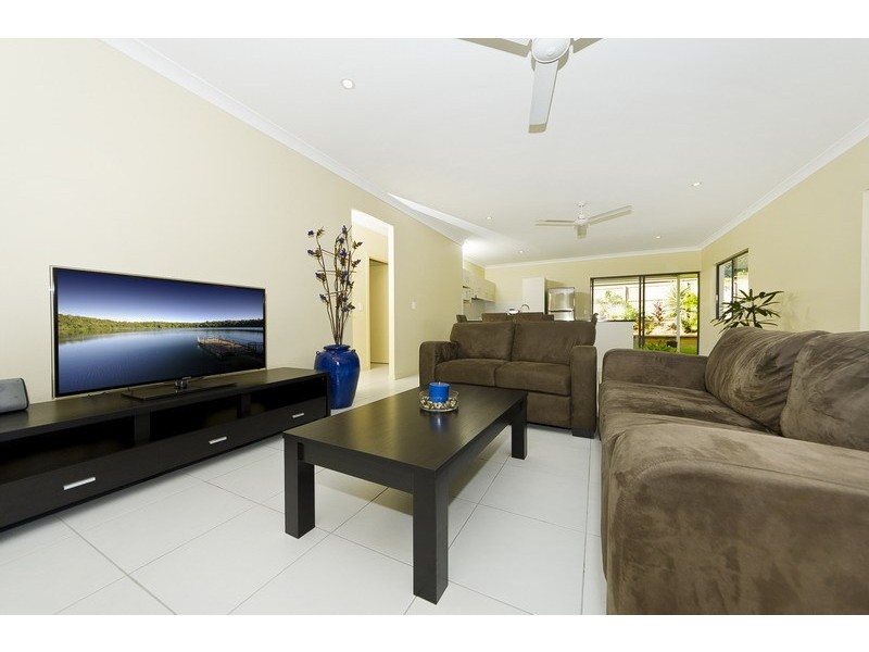 140 Roberts Drive, Trinity Beach QLD 4879