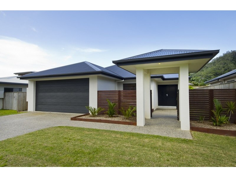 140 Roberts Drive, Trinity Beach QLD 4879