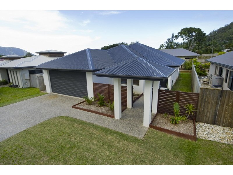 140 Roberts Drive, Trinity Beach QLD 4879