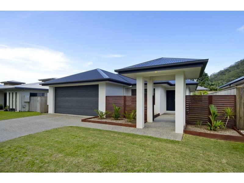 140 Roberts Drive, Trinity Beach QLD 4879