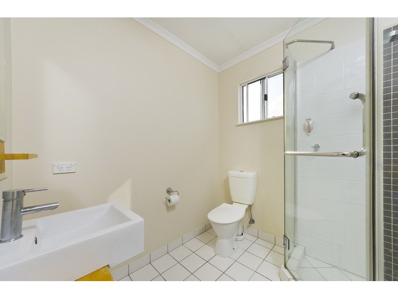 201/6 Marella Close, Manoora QLD 4870