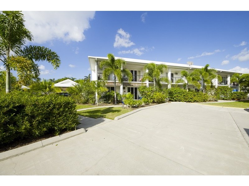 201/6 Marella Close, Manoora QLD 4870