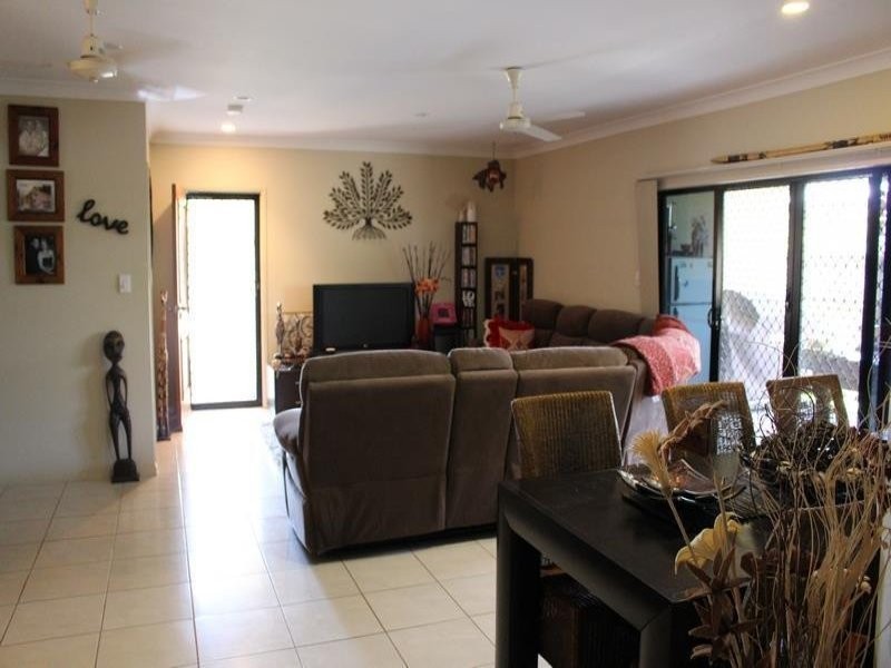 4  Barramulla Close, Edmonton QLD 4869