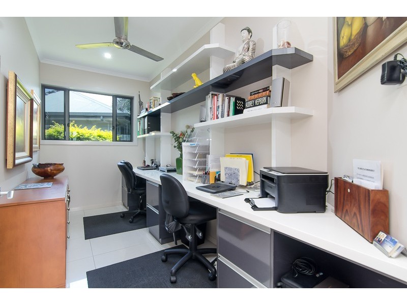 6  Kaban Grove, Trinity Park QLD 4879