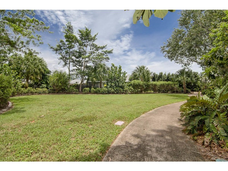 6  Kaban Grove, Trinity Park QLD 4879