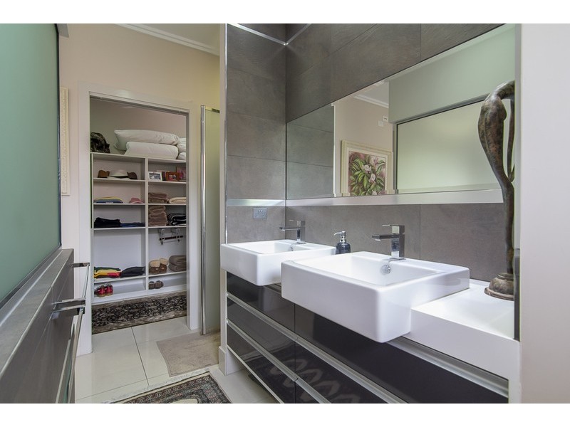 6  Kaban Grove, Trinity Park QLD 4879