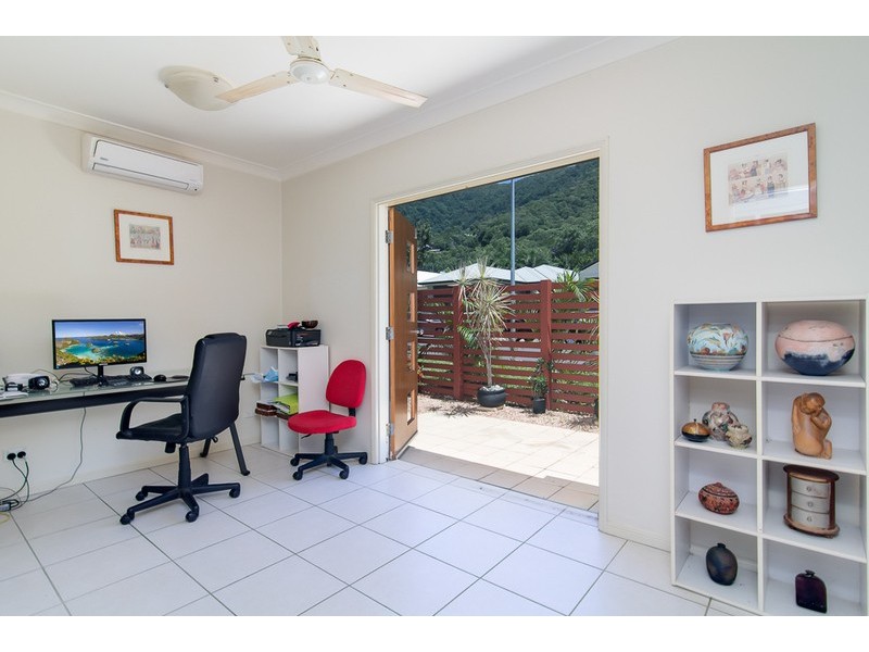34 Seclusion Drive, Palm Cove QLD 4879