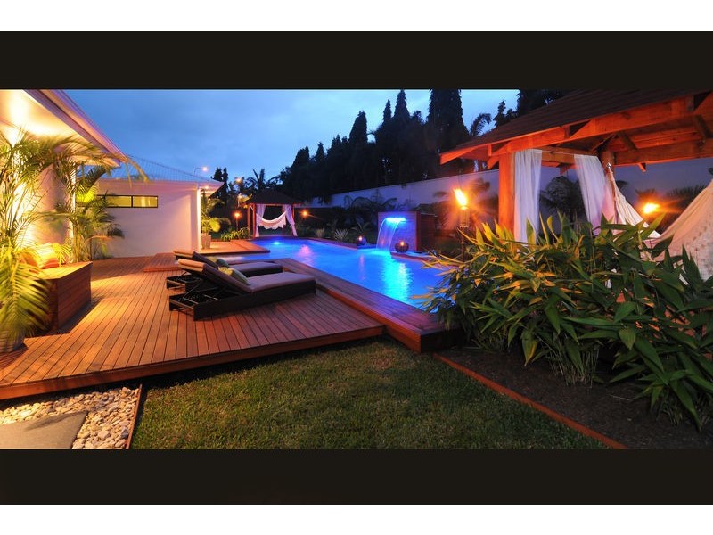 33 Iridescent Drive, Trinity Beach QLD 4879