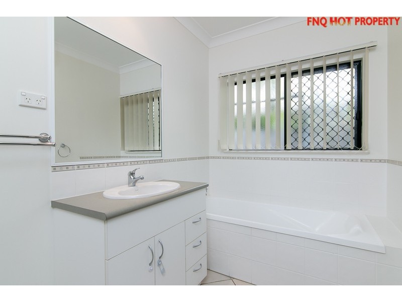 6  Etty Street, Kewarra Beach QLD 4879