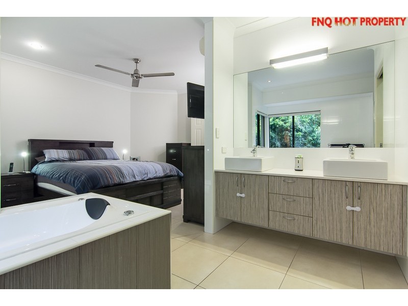 16 Nutmeg St, Mount Sheridan QLD 4868