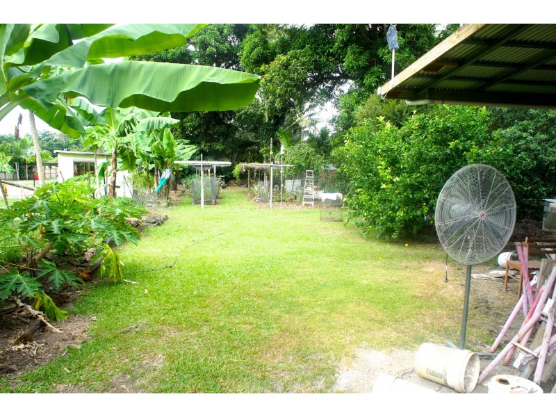47-49 Old Bruce Highway, Bentley Park QLD 4869