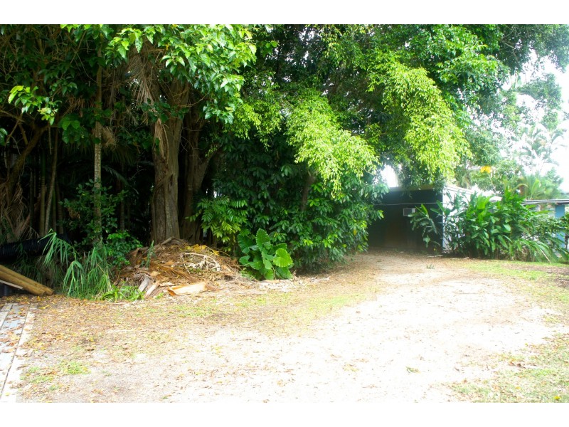 47-49 Old Bruce Highway, Bentley Park QLD 4869