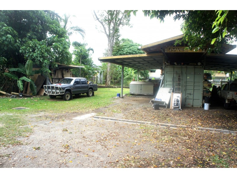 47-49 Old Bruce Highway, Bentley Park QLD 4869