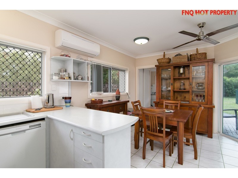 42 Strombus Avenue, Trinity Beach QLD 4879