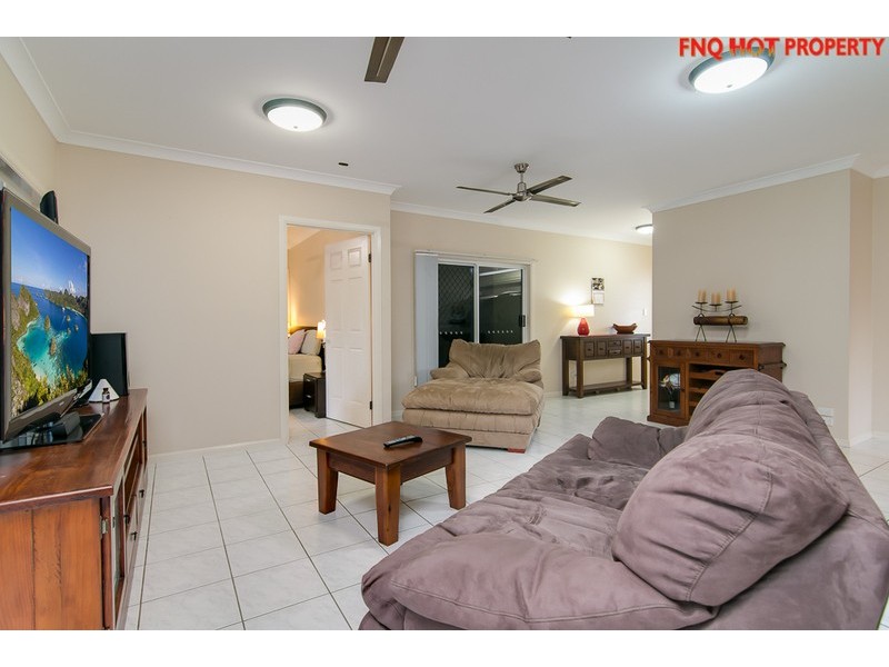 42 Strombus Avenue, Trinity Beach QLD 4879