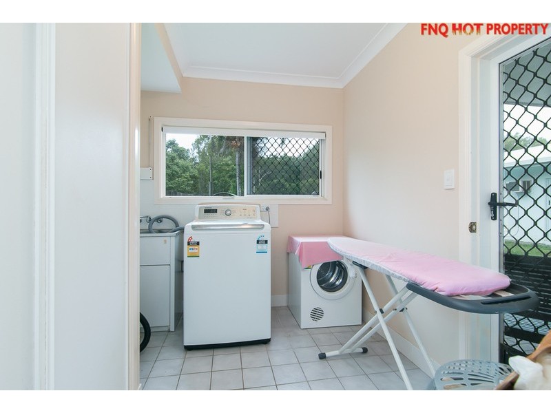 42 Strombus Avenue, Trinity Beach QLD 4879