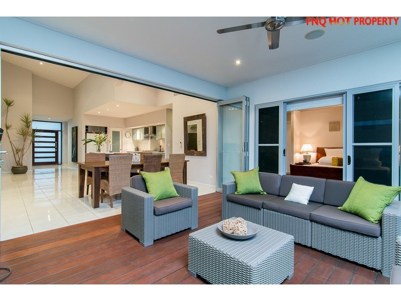 28  Fossilbrook Bend, Trinity Park QLD 4879