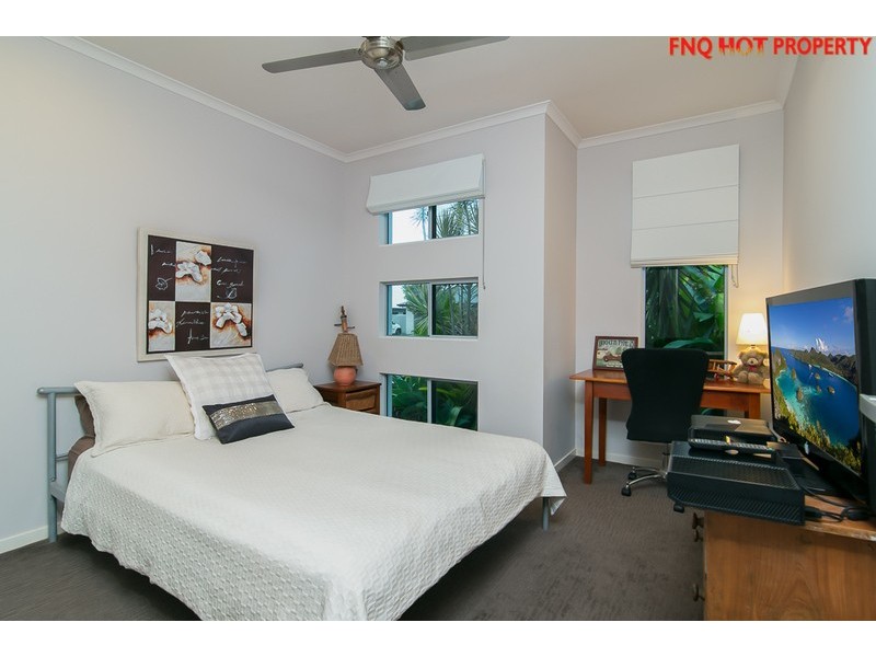 28  Fossilbrook Bend, Trinity Park QLD 4879