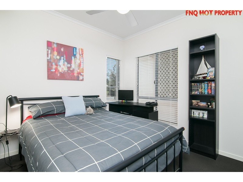 128 Harbour Drive, Trinity Park QLD 4879