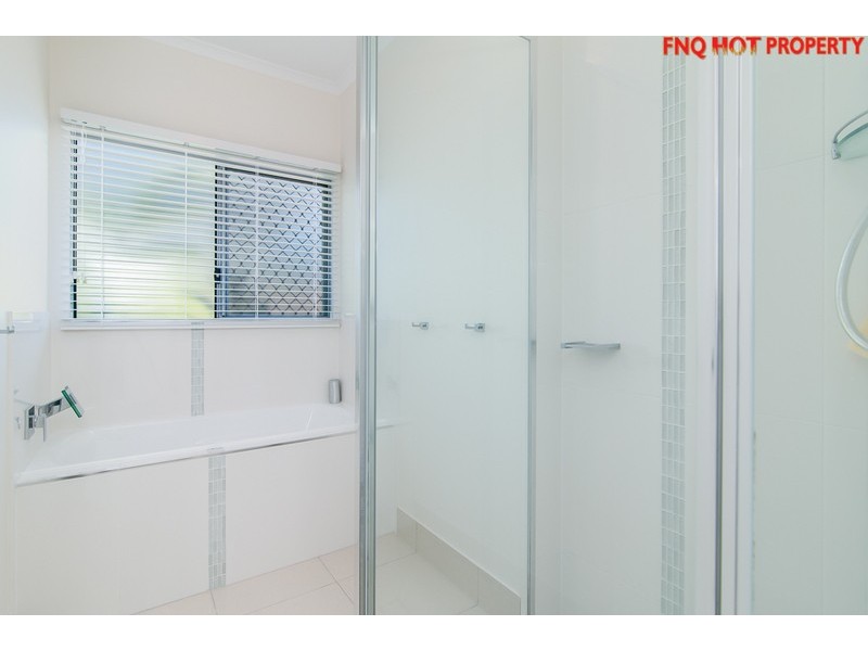 128 Harbour Drive, Trinity Park QLD 4879