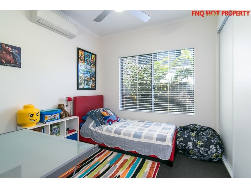 128 Harbour Drive, Trinity Park QLD 4879