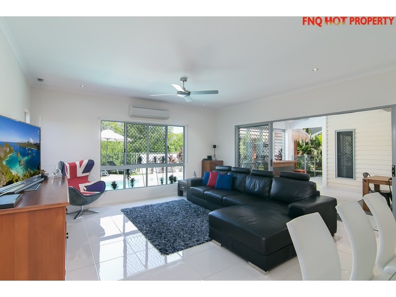 128 Harbour Drive, Trinity Park QLD 4879