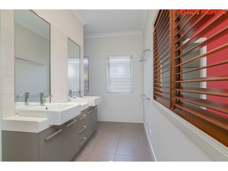 4 Quest Court, Trinity Park QLD 4879