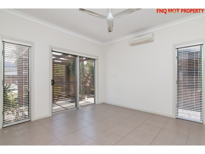 4 Quest Court, Trinity Park QLD 4879